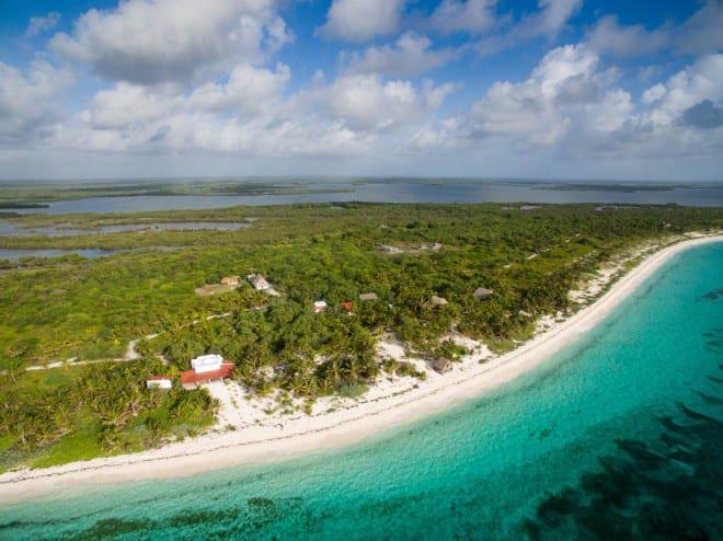 Playa Blanca Lodge