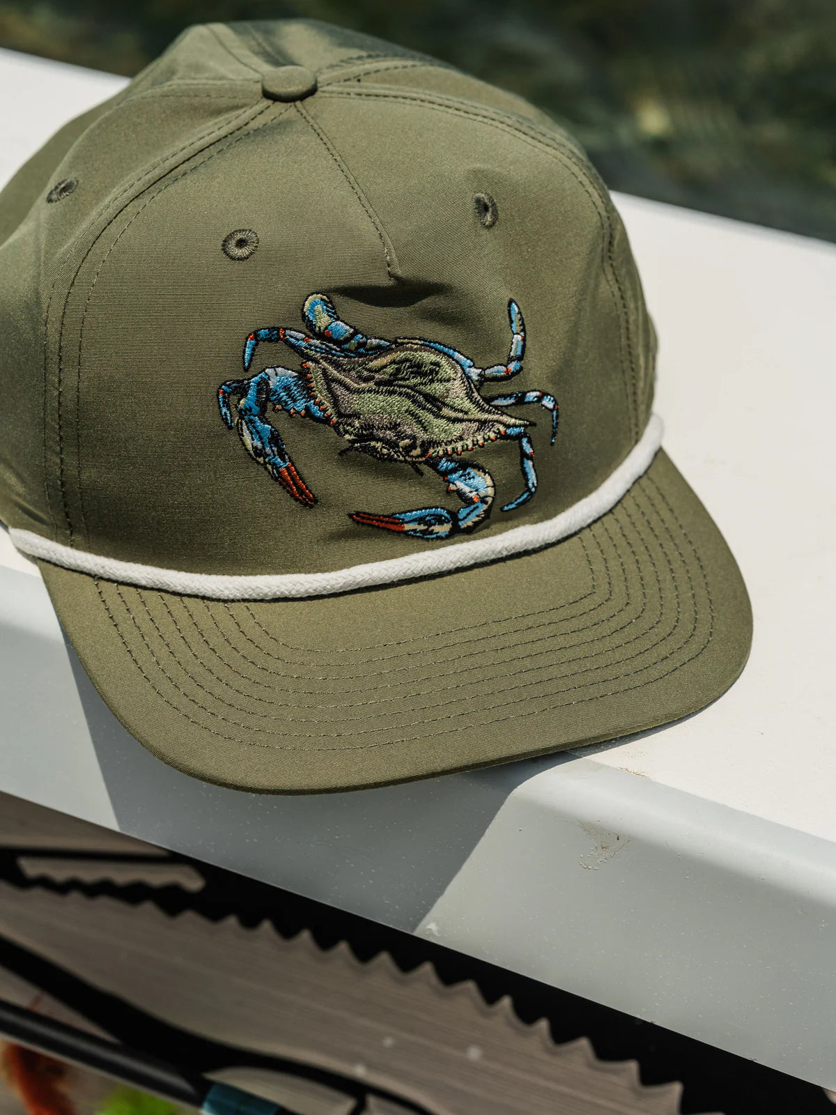 Duck Camp Blue Crab Hat in Charcoal