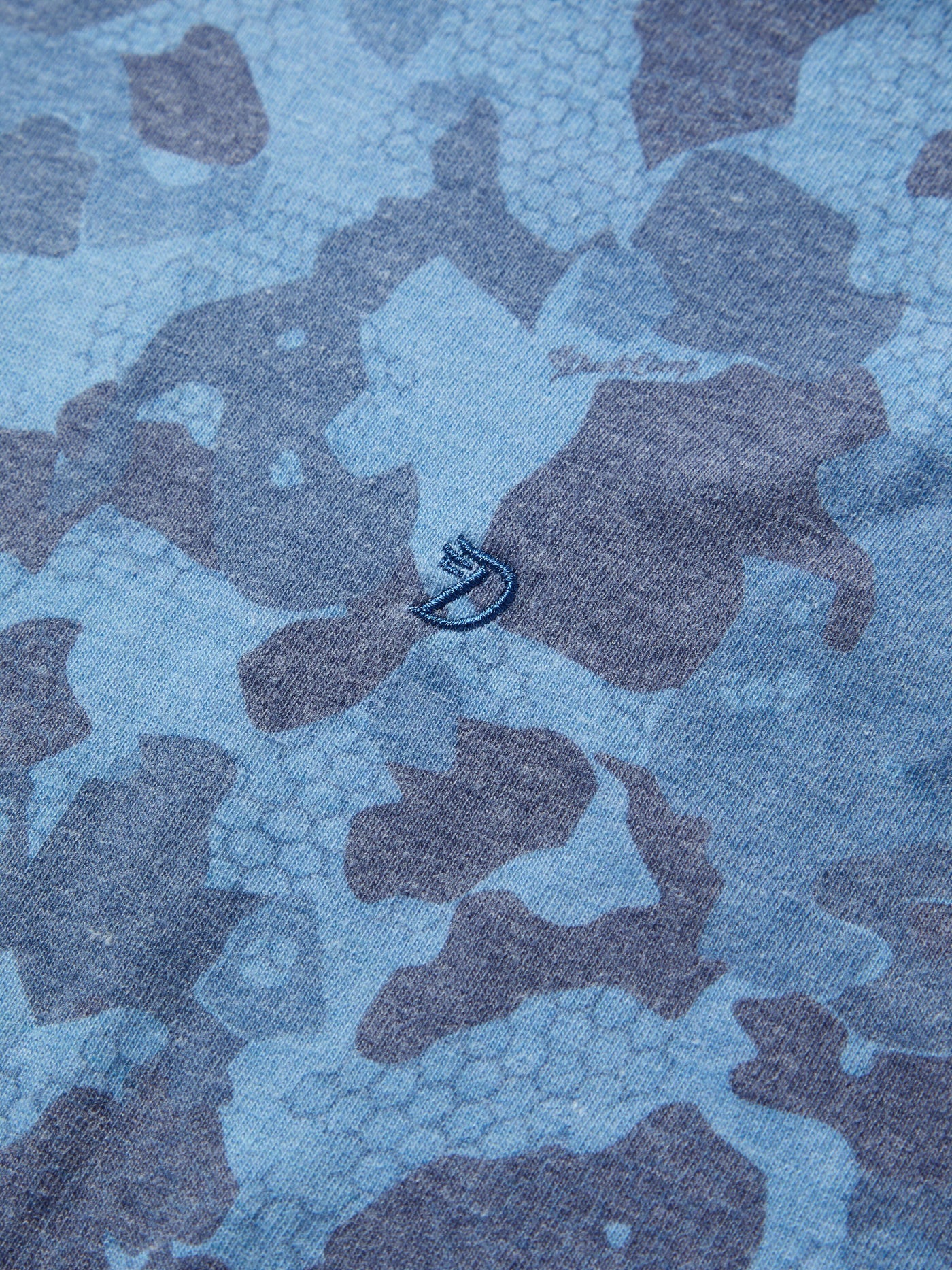 Duck Camp Men’s Essential drirelease Hoodie in Coastal Wetland Camo