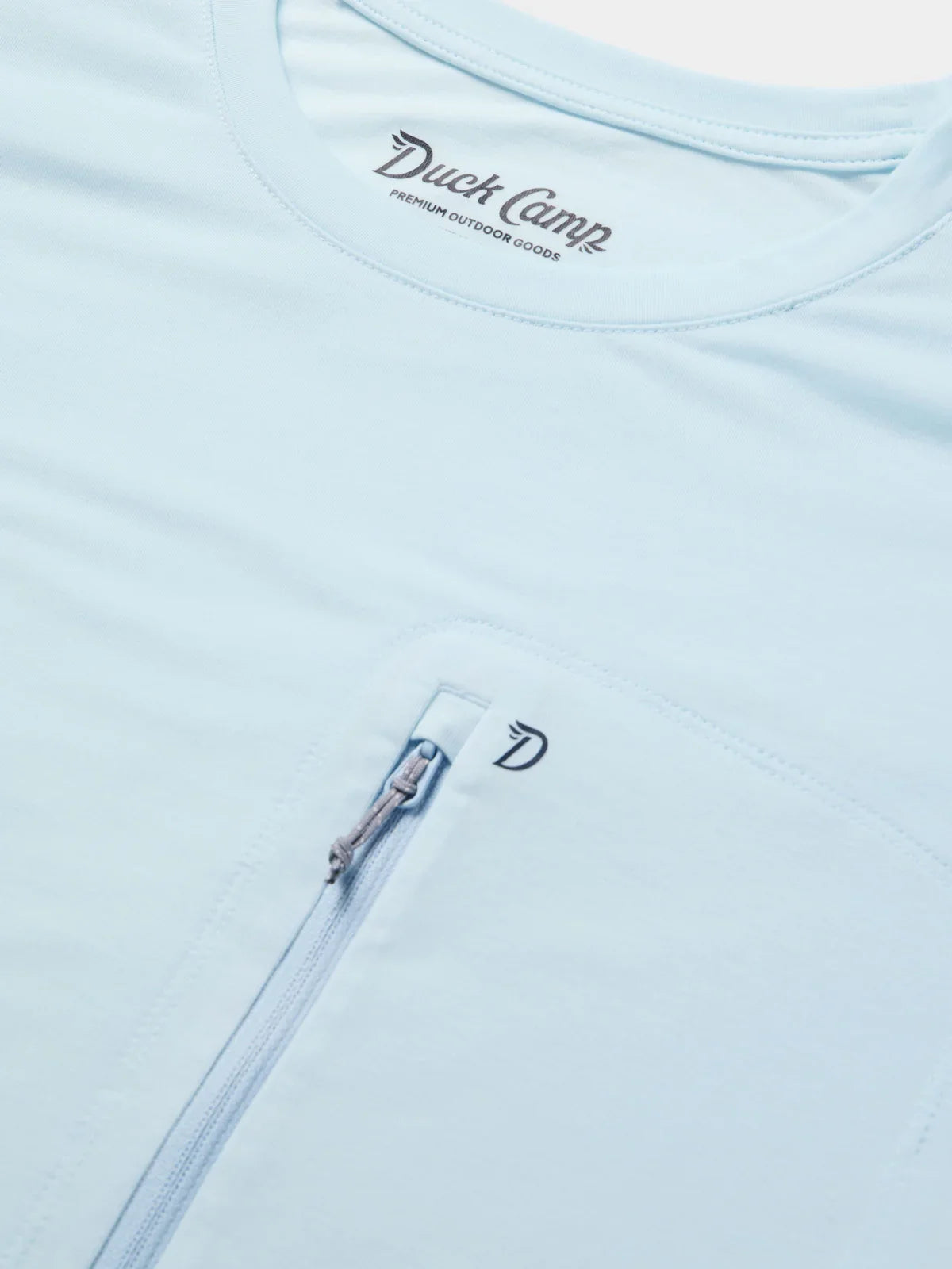 Duck Camp Men’s Lightweight Performance drirelease Crew Shirt in Ice Water Blue - New!