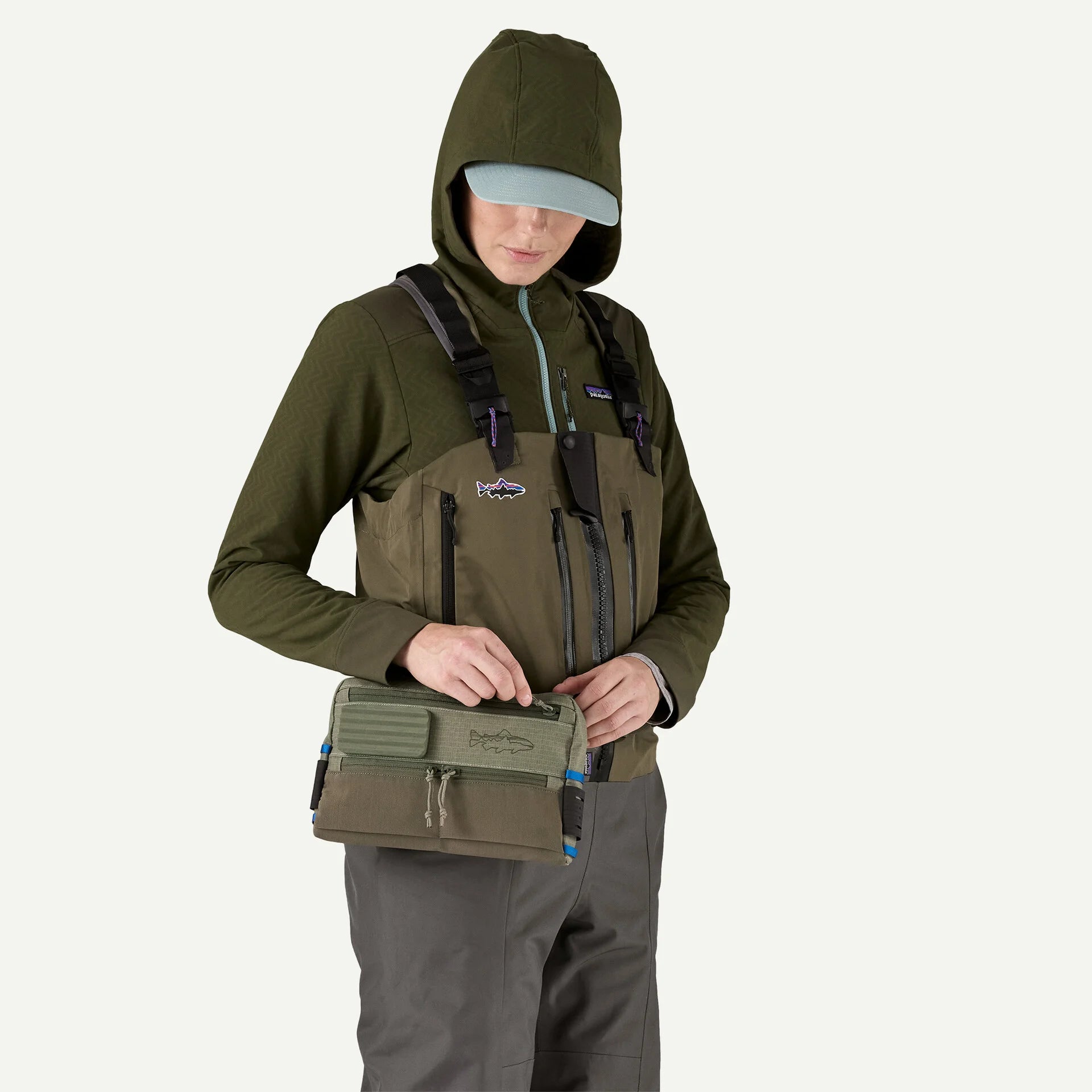 Patagonia Stealth Switch Fishing Pack 3L in River Rock Green