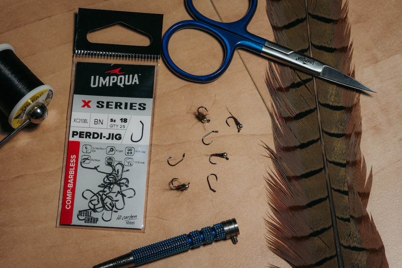 Umpqua XC210BL-BN Perdigon Nymph Hooks